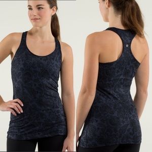 Lululemon Navy Paisley Print Racerback Tank Size 6